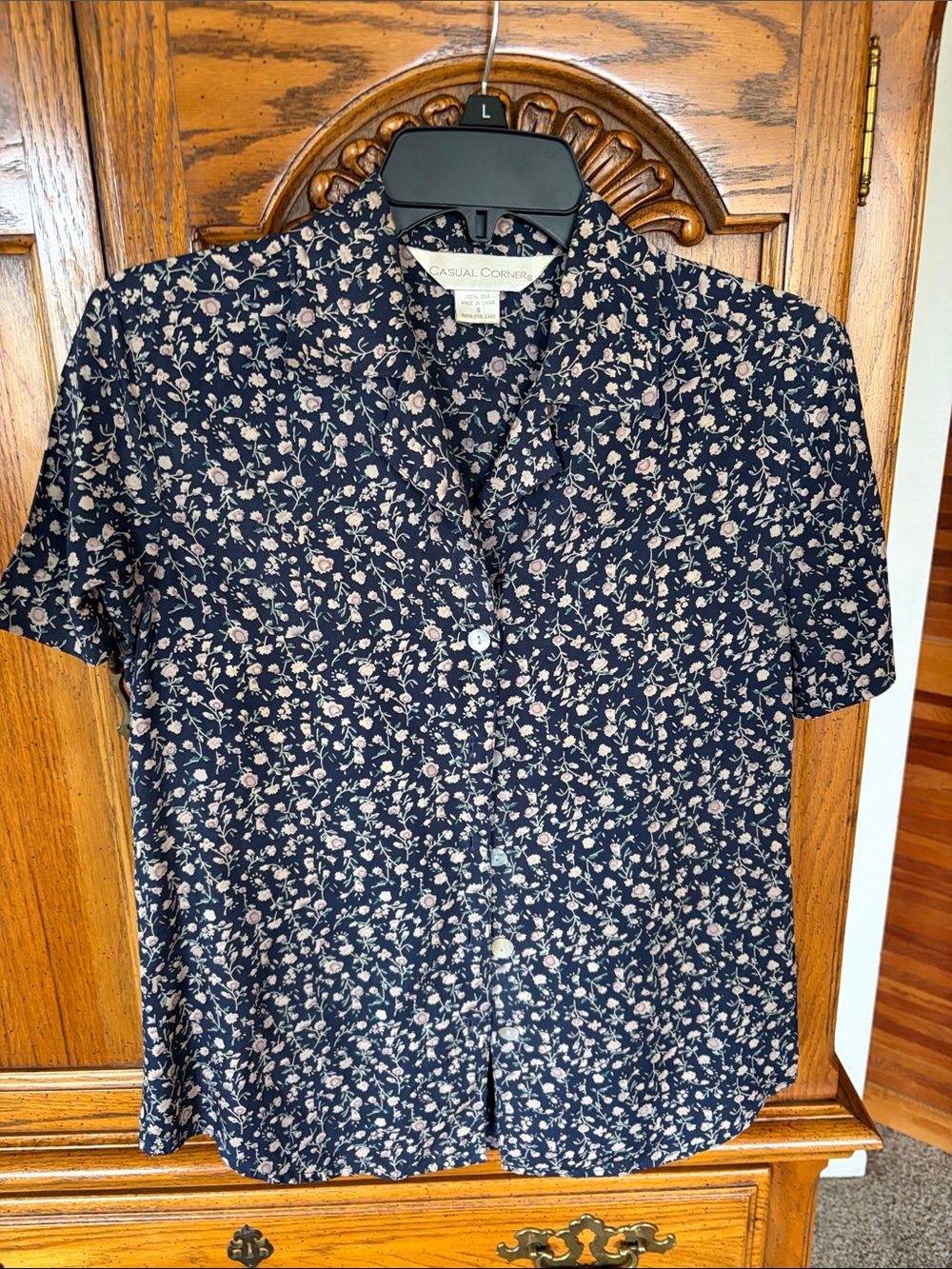 Casual Corner Navy Floral Short Sleeve Button-Down Shirt